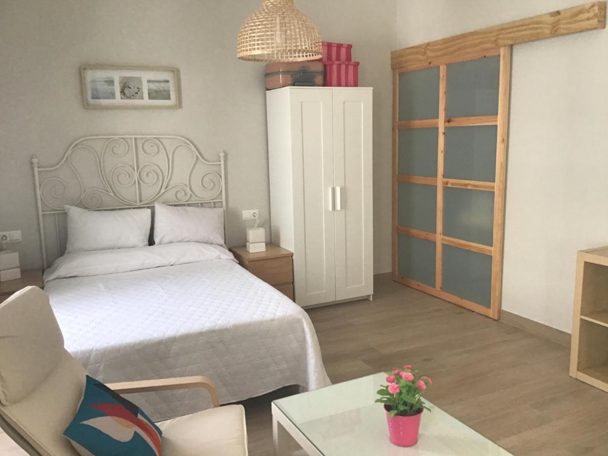 Apartamentos Turisticos Casa De Los Balcones Chipiona Eksteriør bilde