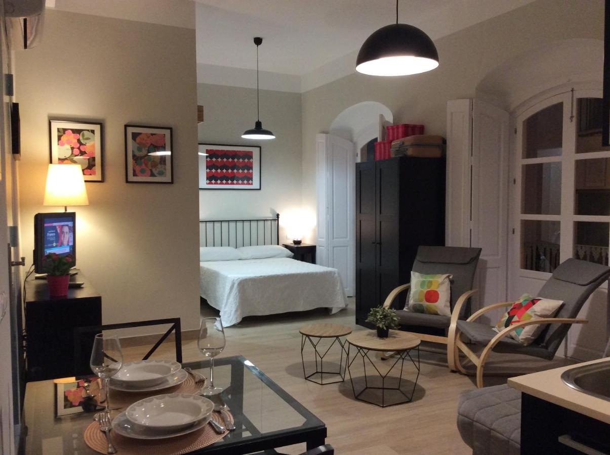 Apartamentos Turisticos Casa De Los Balcones Chipiona Eksteriør bilde