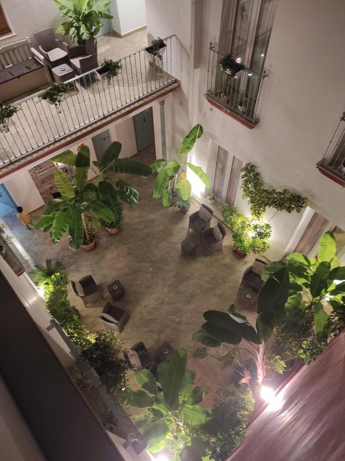 Apartamentos Turisticos Casa De Los Balcones Chipiona Eksteriør bilde