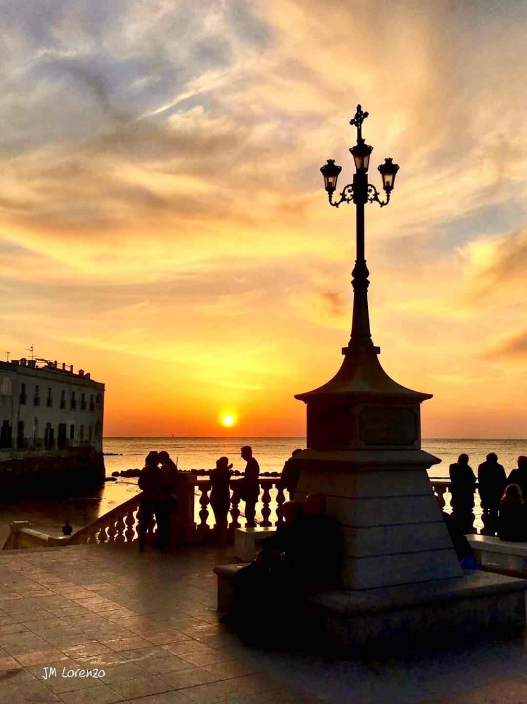 Apartamentos Turisticos Casa De Los Balcones Chipiona Eksteriør bilde